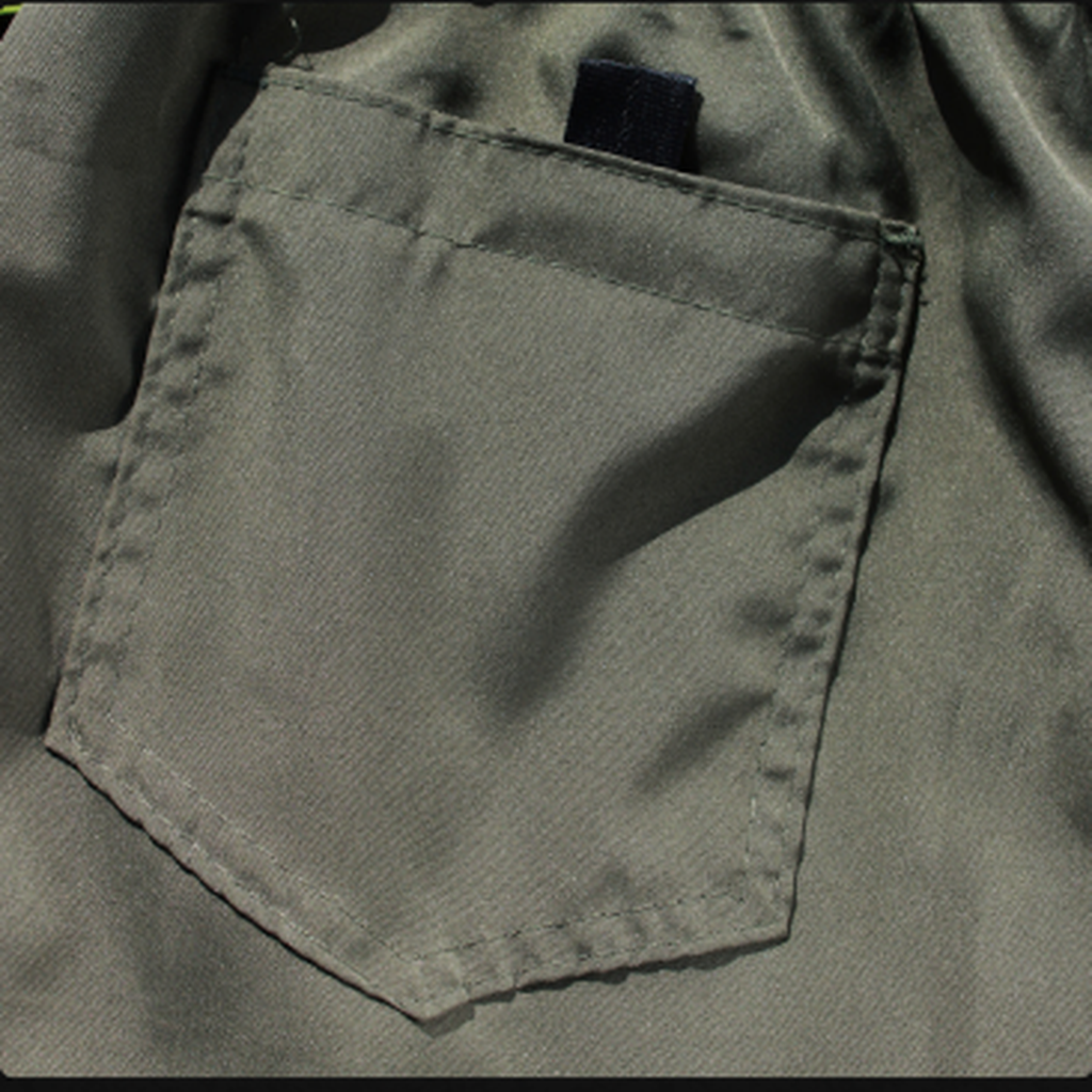 editorial bolso traseiro