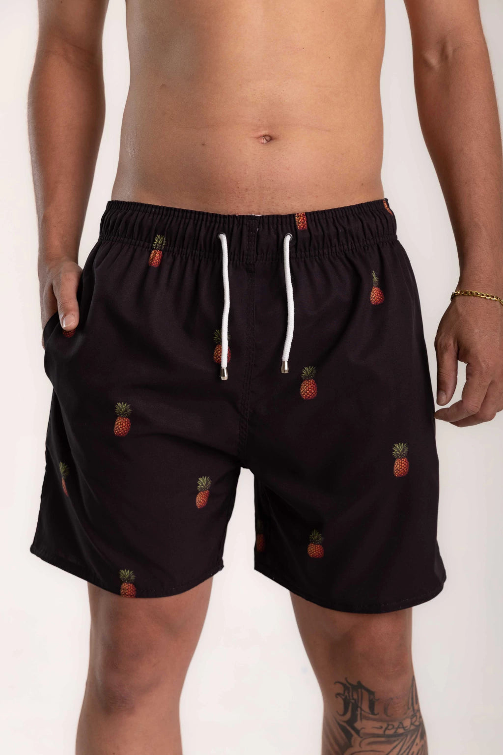 Short Elastano Abacaxi — Preto