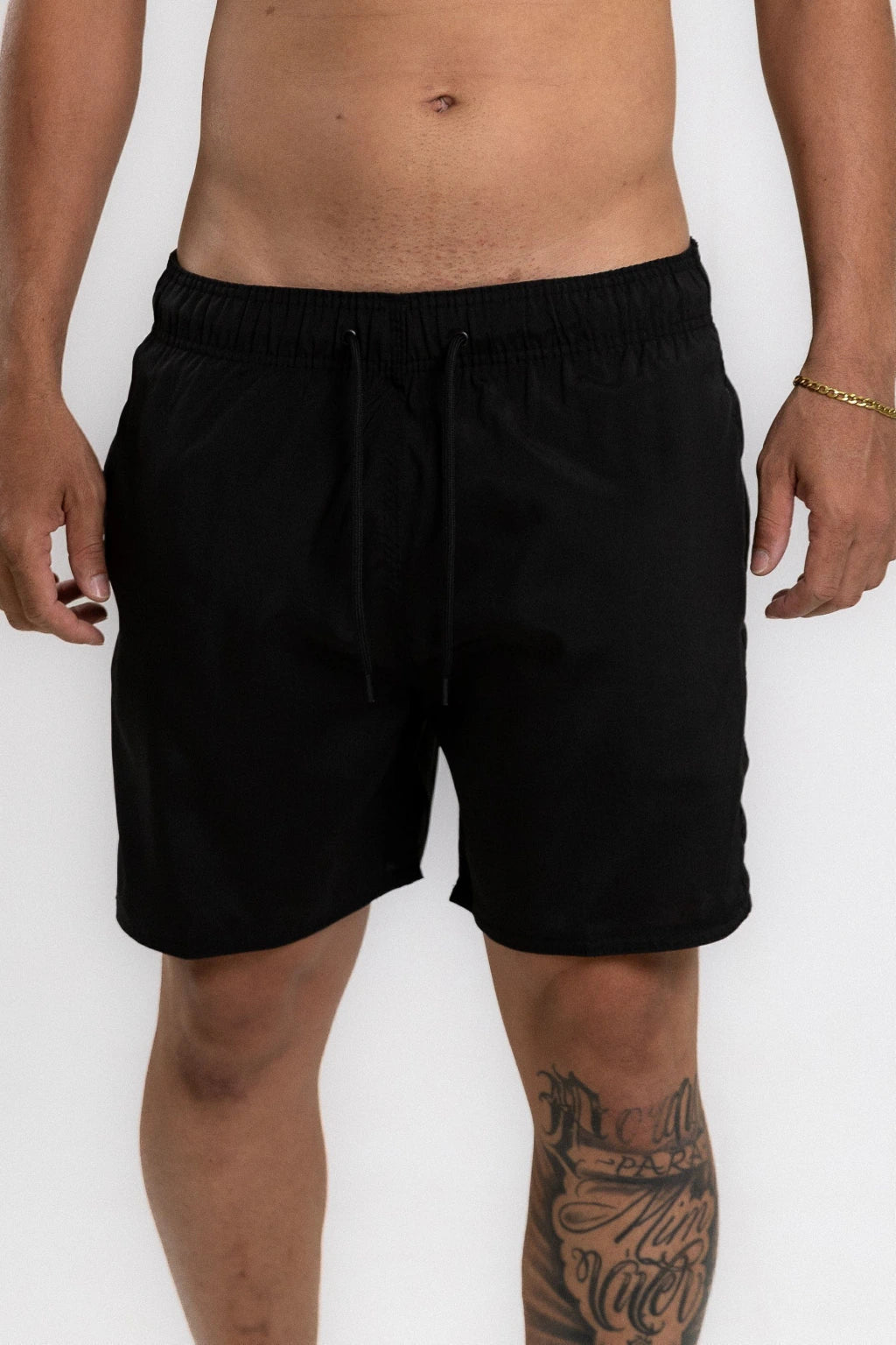 Short Elastano Preto — Preto